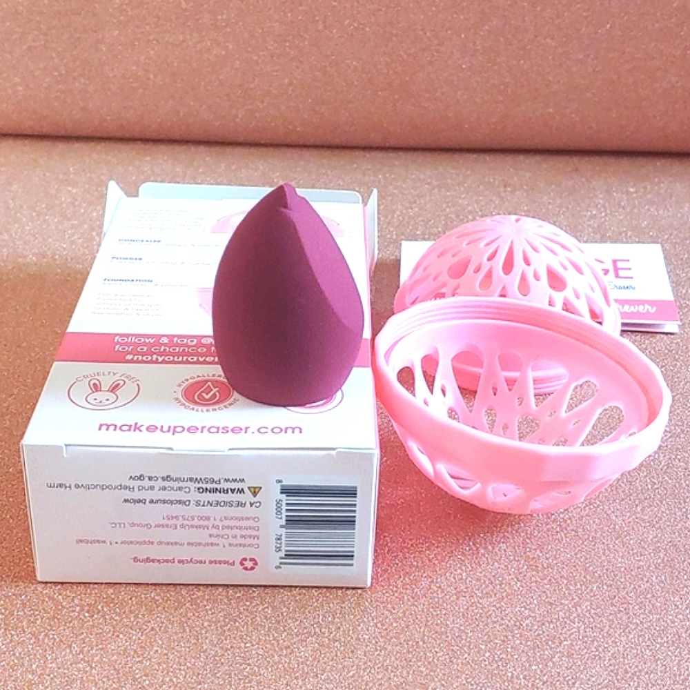The Sponge Machine Washable Makeup Eraser